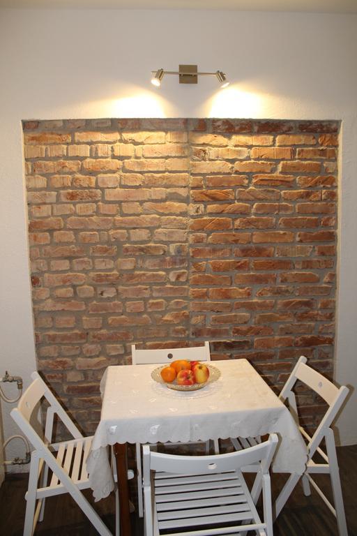 Villa Flora Guesthouse Kruševo Extérieur photo