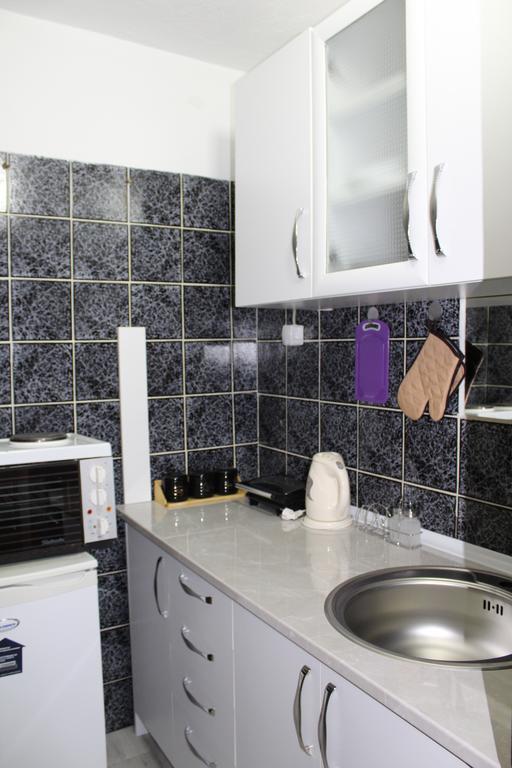 Villa Flora Guesthouse Kruševo Extérieur photo