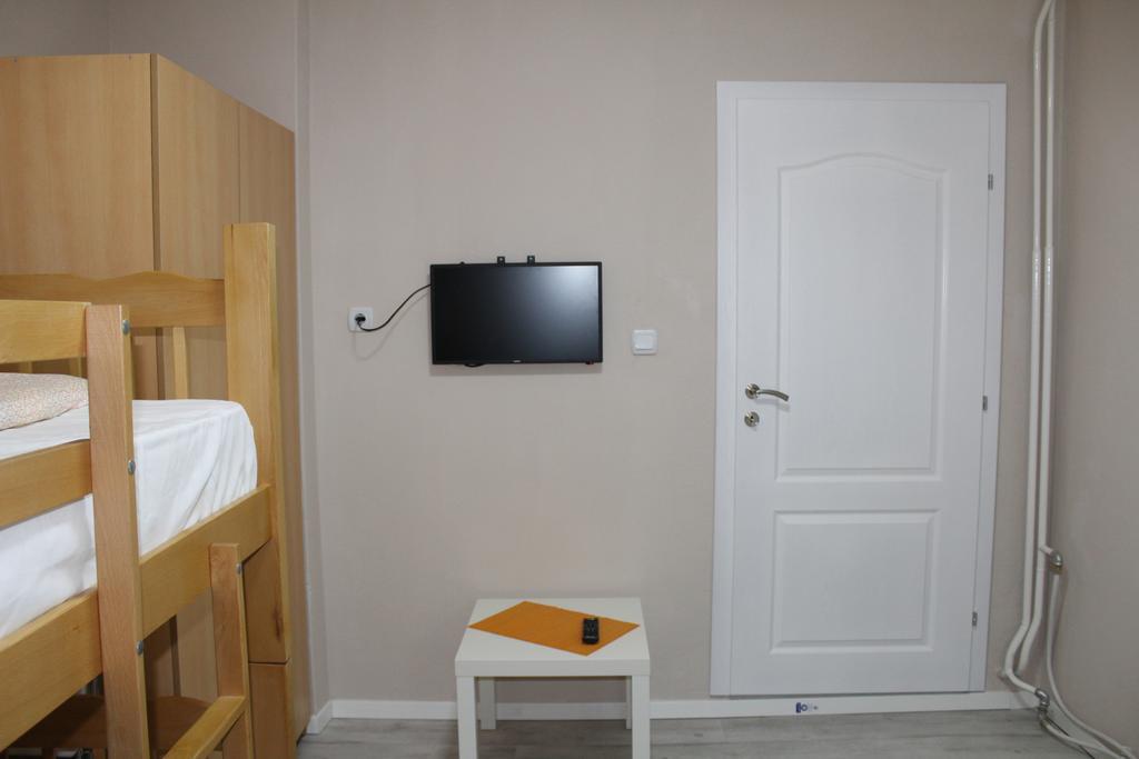 Villa Flora Guesthouse Kruševo Extérieur photo