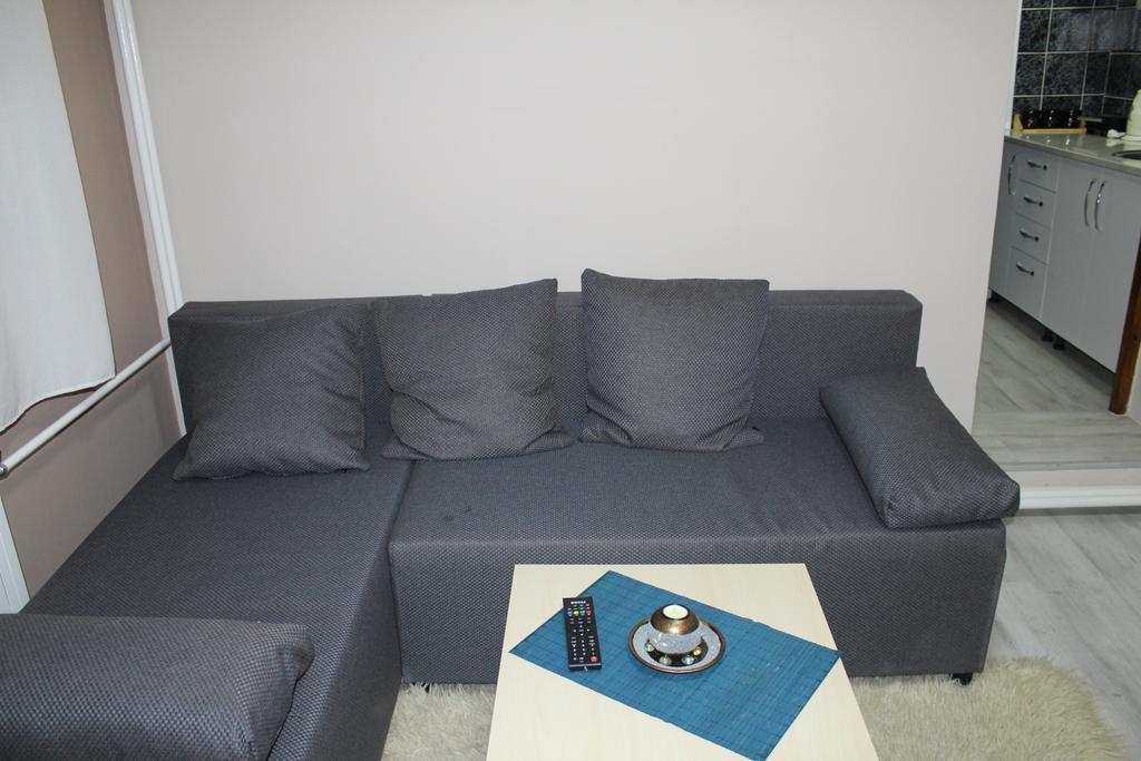 Villa Flora Guesthouse Kruševo Extérieur photo